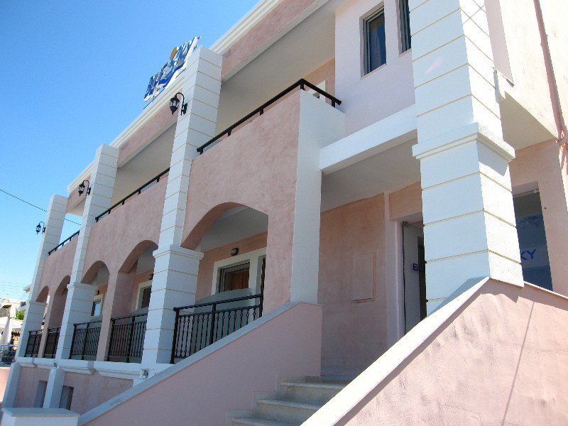 Hotel Blue Sky Apartments. Crete, Greece. Prices and Booking