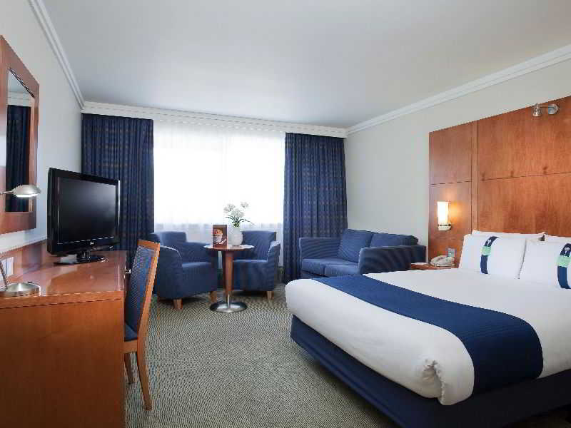 Hotel Holiday Inn Express Southampton West. Southampton, United Kingdom.  Prices and Booking. :: Aventura - ferðaskrifstofa