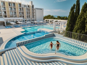 Bluesun Hotel Alga 4****