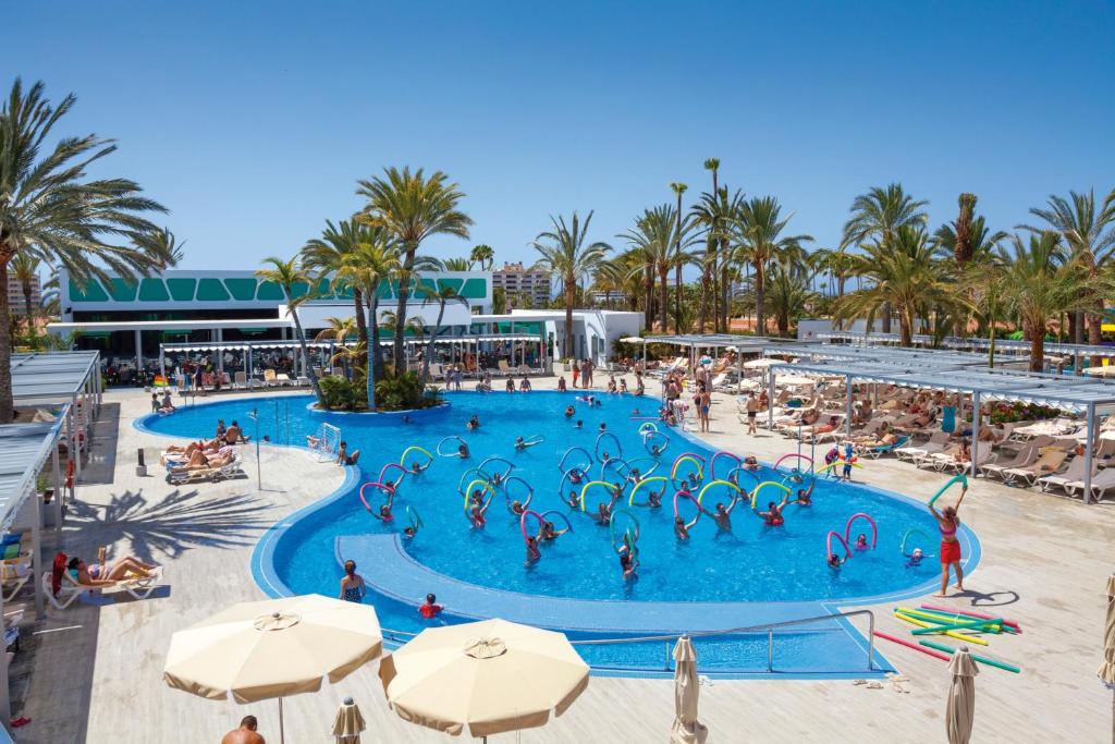 Hótel Hotel Riu Papayas. Gran Canaria, Spánn. Verð og bókun Aventura